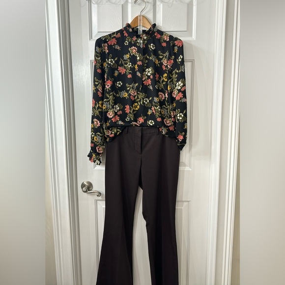 Simply Vera Wang brown slightly flared pants - Picture 6 of 6